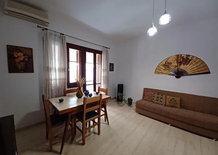 Nina\'S Central Apartment